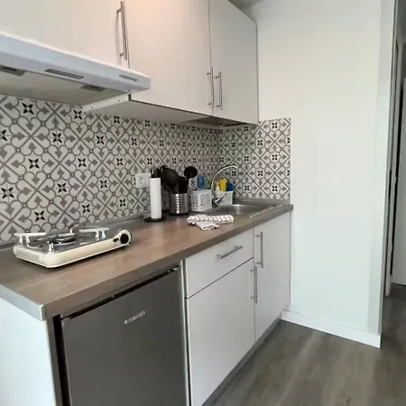 Renovated Tiny House Apartman San Bartolomé